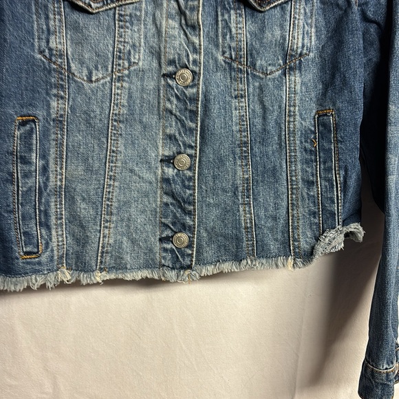 Eighty Two Denim Women’s Cropped Denim Jacket Size Large - Picture 5 of 7